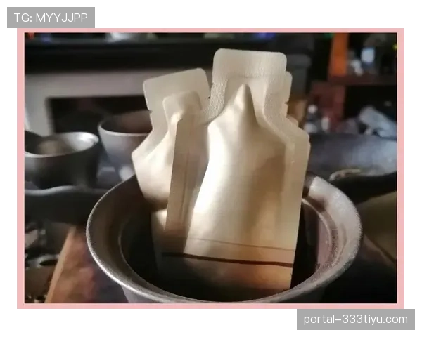 汪顺家的冰箱里居然塞满了能量胶，连饮料都喝电解质水？
